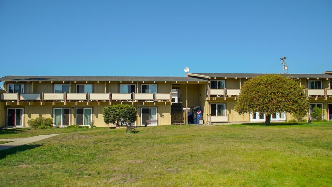 Silver Surf Motel 2*